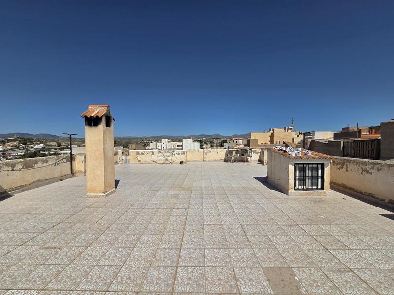 Foto aef3c817-0aac-49e1-a3d7-de6eed106a87. Casa amb aparcament a Albox