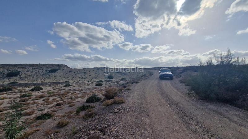 Foto f9b6c9a8-3d1c-44f2-ab9f-68cce0532e94. Terreno residencial terreno en Zurgena