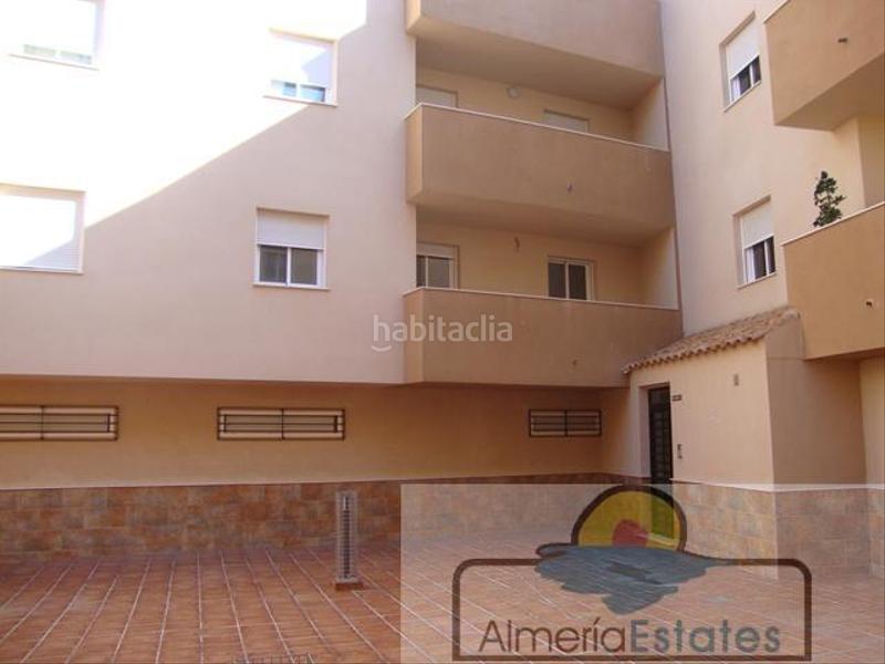 Foto 70fecece-cddd-4dd4-aac7-c198a6676cbd. Pis amb calefacció aparcament a Albox