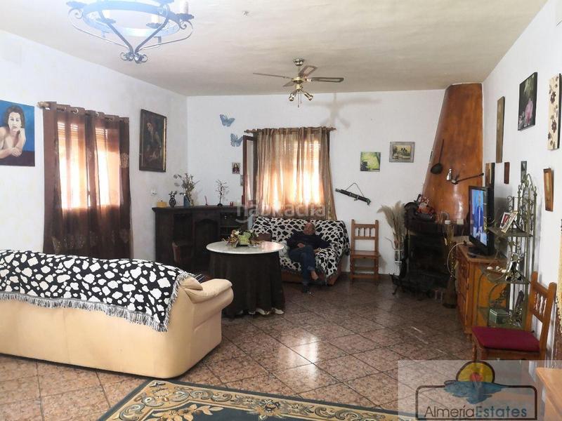 Foto a6cae0c4-1c20-42ed-b768-dbfcb12aa927. Alquiler chalet villa en Albox