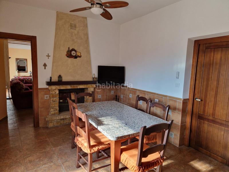 Foto 4ce7d204-11d6-45d2-ad6f-030b09ec1190. Alquiler chalet villa en Albox