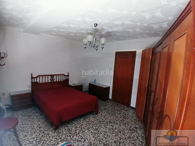 Foto 37563614-6f82-4336-bd4c-108934c49be3. Pis a Albox