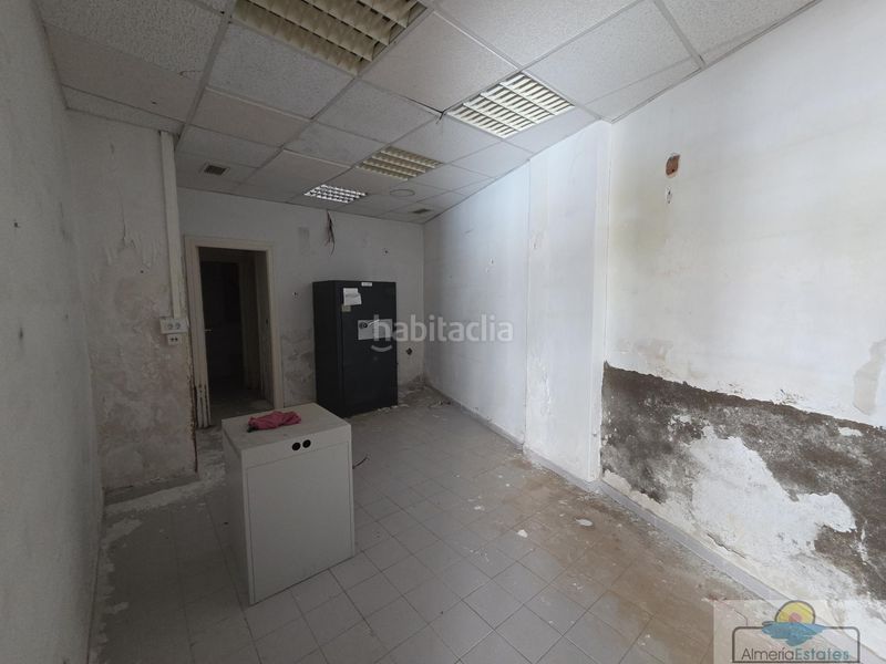 Foto cfc0e74d-b827-4411-9ef3-f861bf08e649. Lloguer local comercial a Albox