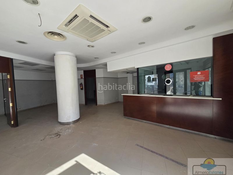Foto d3378a88-30d3-405e-a3bb-c2c6f244c988. Lloguer local comercial a Albox