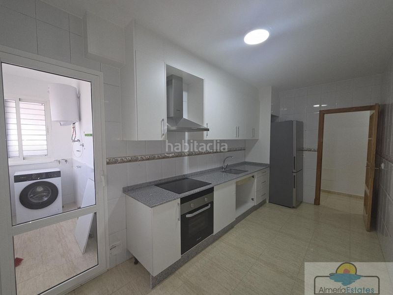 Foto 5323fb14-dcda-4a81-aa06-8a8e6bd5082e. Location appartement dans Macael