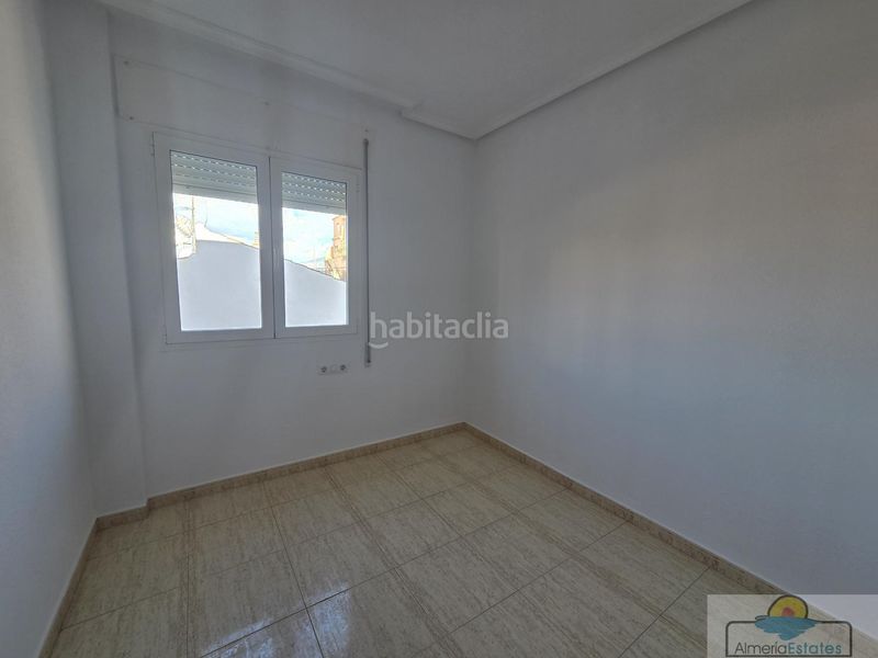 Foto 66094687-e172-4b24-a23c-ef46850a1091. Rent flat in Macael