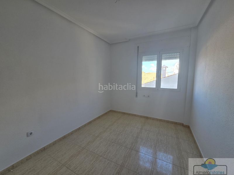Foto 84e6c845-fb82-4978-b86e-3aa739781722. Rent flat in Macael