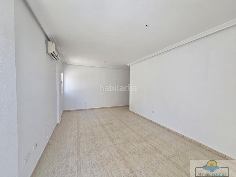 Foto 84f482f3-f76e-4d4e-b982-48a13371b155. Rent flat in Macael