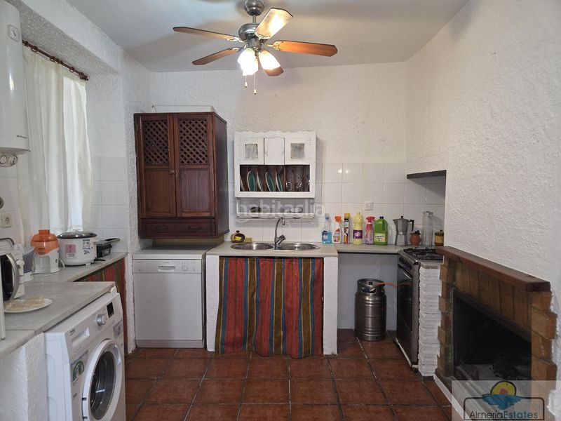 Foto 3a328791-0d8c-4804-bdd7-c452daad5d78. Casa amb aparcament a Taberno