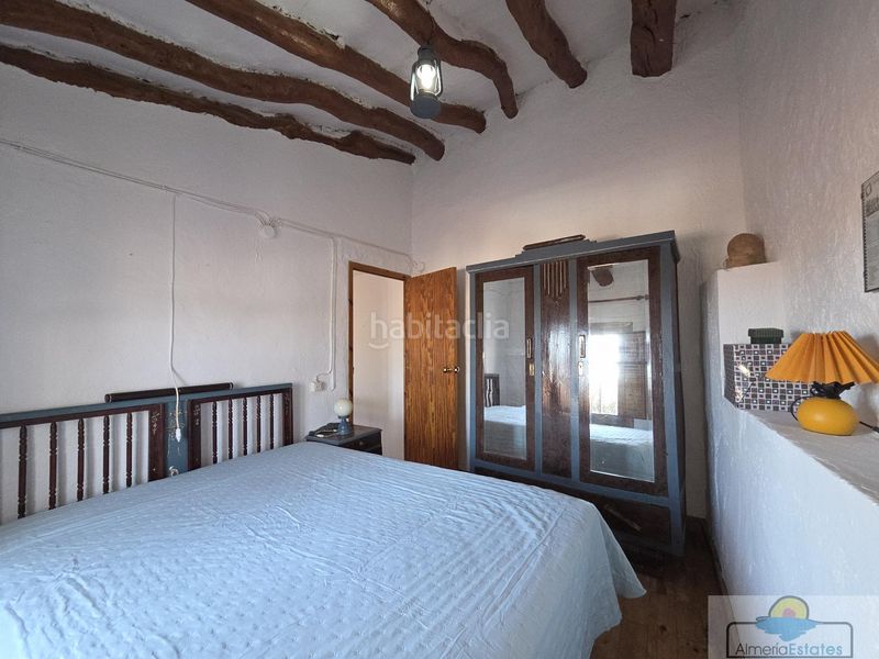 Foto 9a98bb7c-d24d-41b9-9106-52bbb75f5b1d. Casa amb aparcament a Taberno