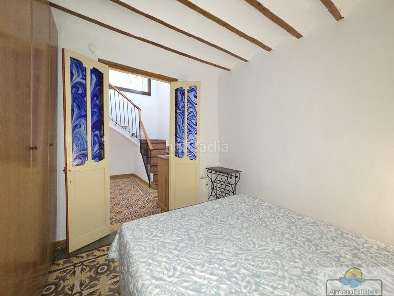 Foto ff60565e-0a46-48b2-be54-96f6dcd2cef3. Casa amb aparcament a Taberno