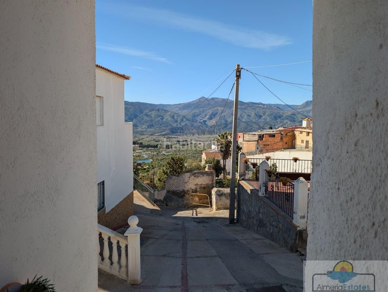 Foto 45d1c70b-d36e-489c-ae63-86ba73b86105. Casa a Somontín