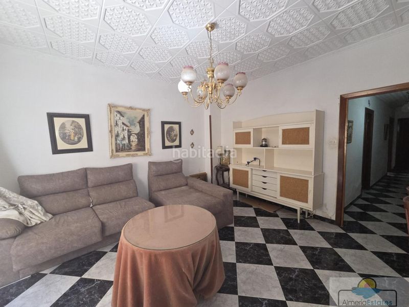 Foto 45111b04-3287-4d10-8100-91da709af525. Edifici a Albox