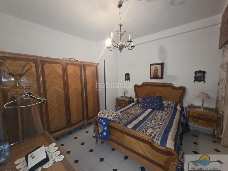 Foto 9663acd4-67f6-40c5-94c2-f4e2a7d62e27. Edifici a Albox