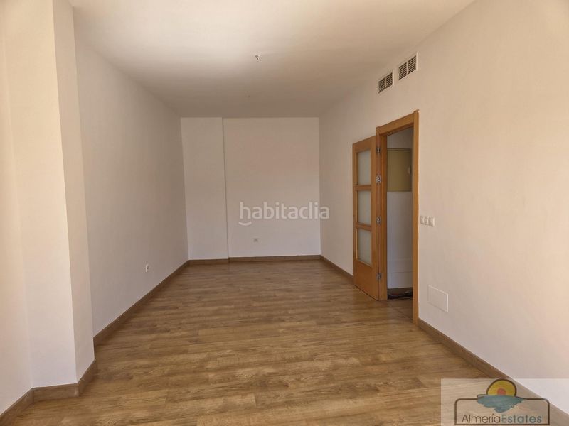 Foto 5dd6d1e3-4f6e-4a20-a67c-7df52f480811. Piso  en Albox