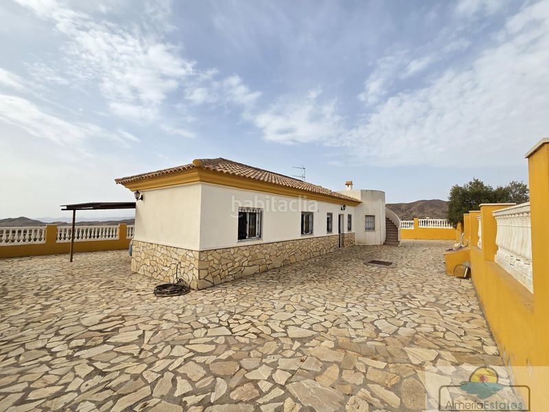 Foto 70f4419a-8cfb-4ab6-bbfc-654955833271. Casa a Albox