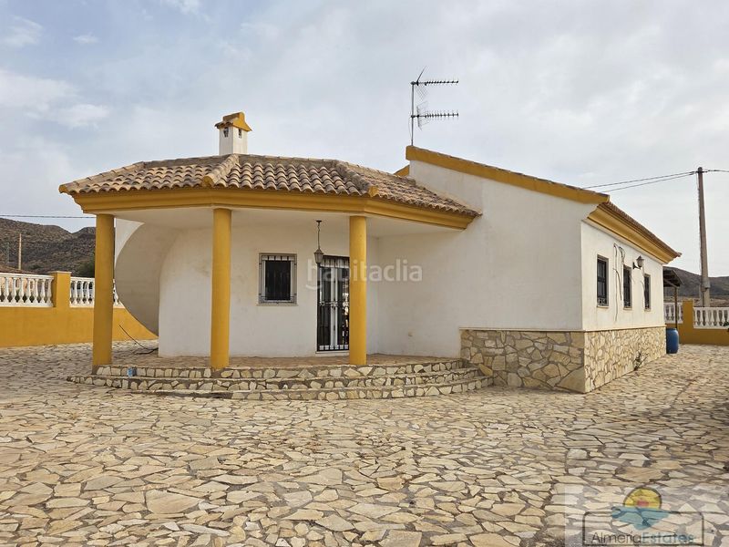 Foto 798f0492-4eec-4587-b1c4-74a9e1c151b3. Casa a Albox