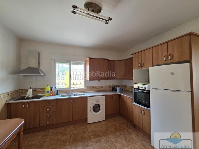 Foto f4715903-00de-4dc3-bd67-81e4d3b1e888. Casa a Albox