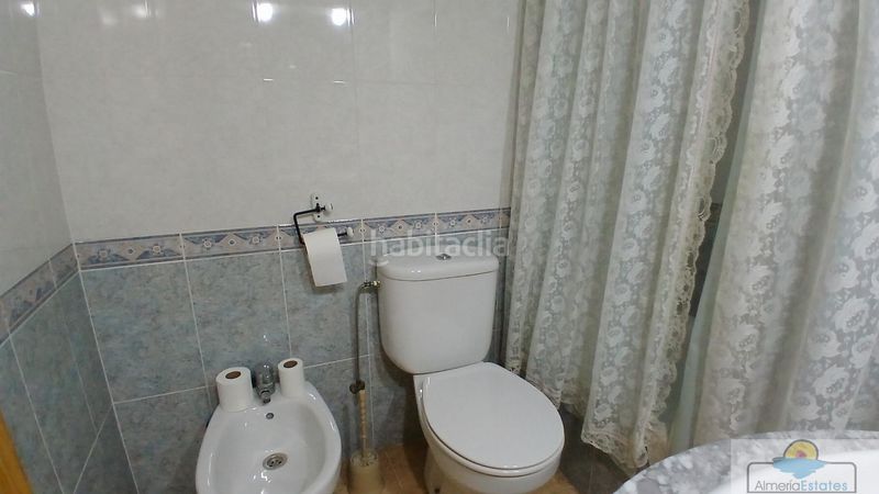 Foto 05ac0548-738e-4ed0-b0aa-0dfd5f20f052. Casa adossada a Albox