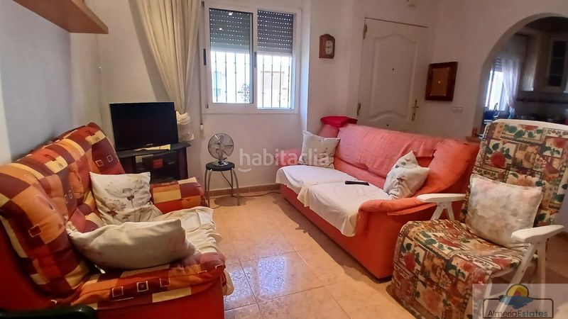 Foto 186685ba-19d9-4bd1-988f-8cb9d42636ae. Casa adossada a Albox