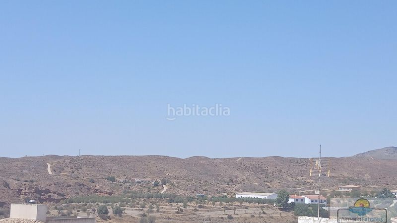 Foto 6a5b98b5-9461-4460-ade2-ae3b7cb6f280. Casa adossada a Albox