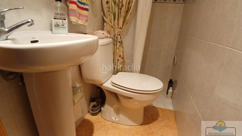 Foto 6adcdfba-3baa-48ff-a61f-2bd63ee3ea26. Casa adossada a Albox