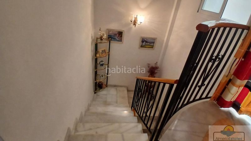 Foto 938bc89d-f728-4504-812b-2e5e5ad15a4b. Casa adossada a Albox