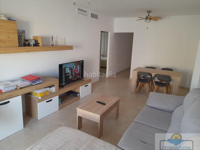 Foto f269e497-6aaa-4665-92d9-683b010163e4. Rent flat in Albox