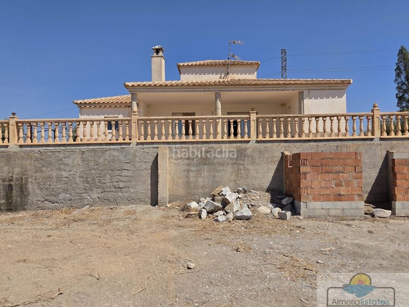 Foto eeceac10-83f5-4e67-a64c-8cecce1e5b42. Chalet cantoriavilla en Albox