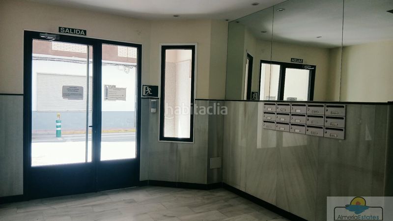 Foto 5a851c7f-e1d3-49ed-b132-adaf46a51ae3. Flat with parking in Albox