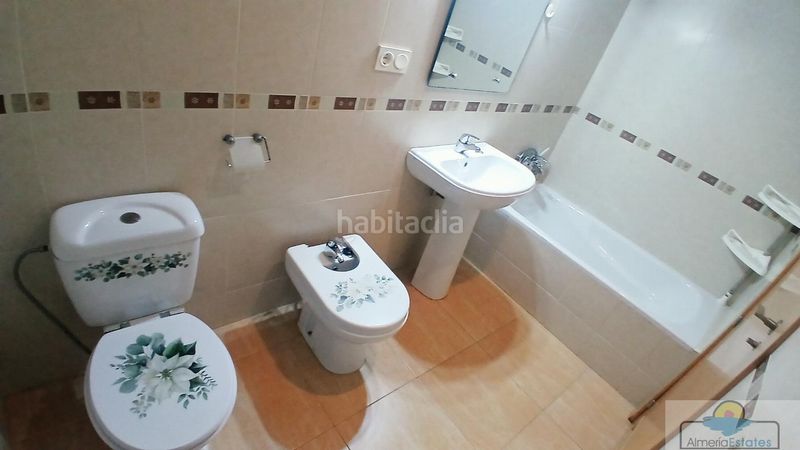 Foto b7a8c34f-3c40-446b-a33d-d2b5b3c6cd70. Flat with parking in Albox
