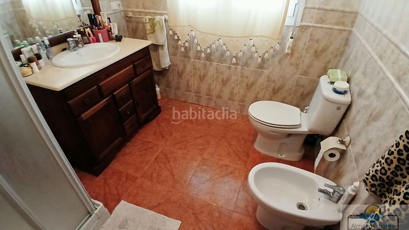 Foto 5b97cc82-9c81-49f5-bed3-c6d972477722. Casa amb aparcament a Albox