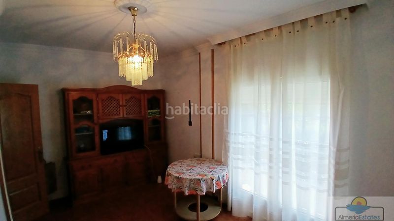 Foto a7e300e0-e418-424b-b683-38d33d641596. Casa amb aparcament a Albox