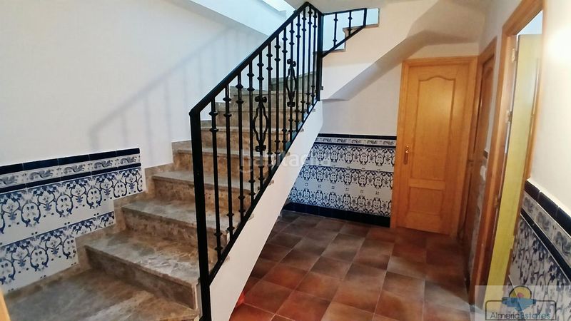 Foto de771d39-bf90-4095-bc97-e7dd1cd2eaf1. Casa amb aparcament a Albox