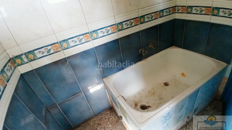 Foto 37121aa0-ff59-4557-858e-d1cb4d45a457. Chalet villa en Albox