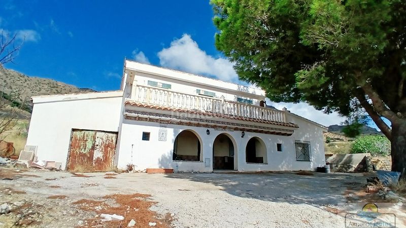 Foto ea9bcae3-ffe9-4abd-a58d-8a230145d5b3. Chalet villa en Albox
