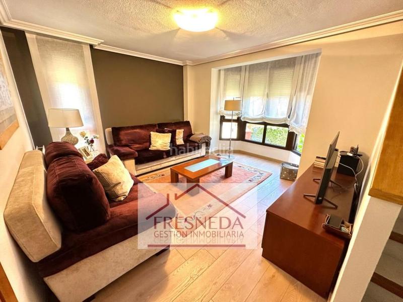 Foto de7aefcf-aaf5-424d-bb87-3cdf7a4be8cd. Location maison jumelée avec chauffage parking dans Siero