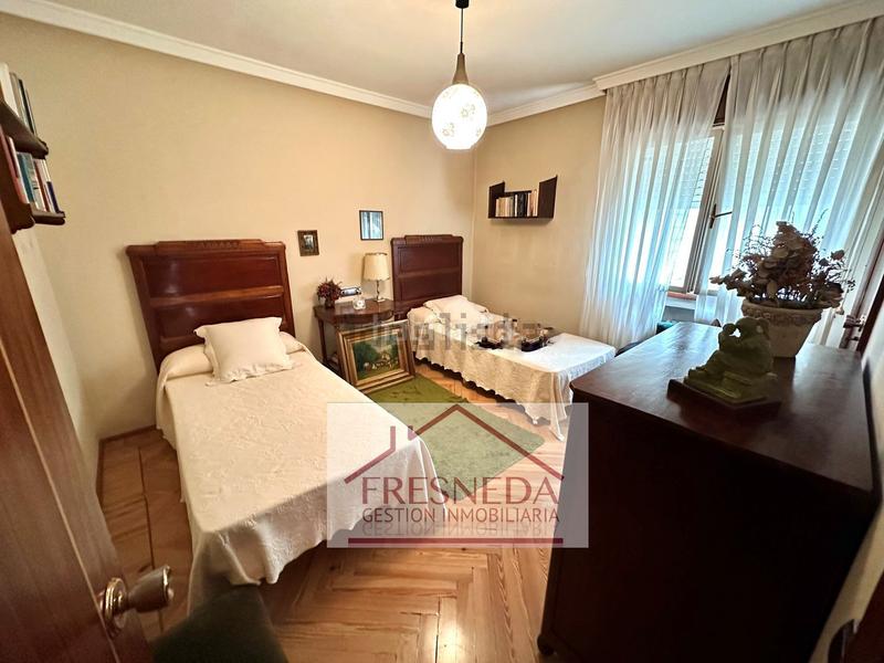 Foto bfacf69f-036c-4913-92f3-7f95232e5c31. Appartement avec chauffage parking dans Plaza de América Oviedo