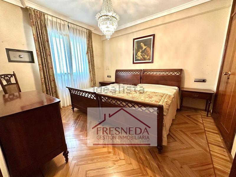 Foto 8510687c-3fb5-41a7-b8ec-63b6235d7d64. Flat with heating parking in Plaza de América Oviedo