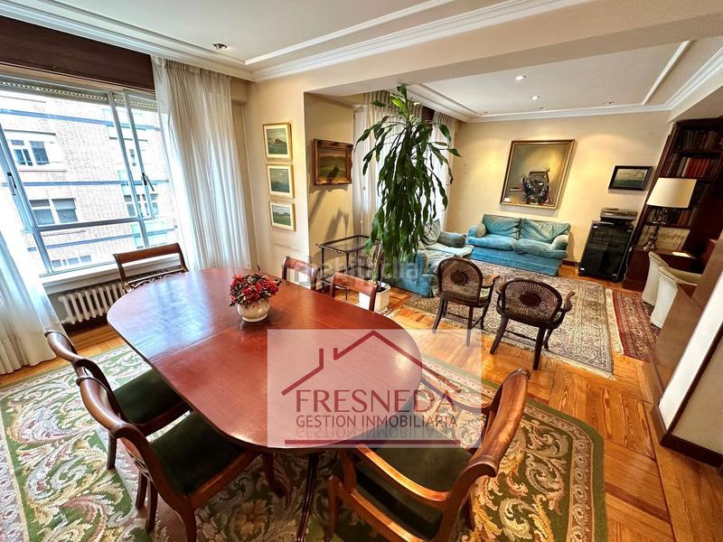 Foto 428b071f-db2c-480c-80b8-2d8bff16d063. Pis amb calefacció aparcament a Plaza de América Oviedo