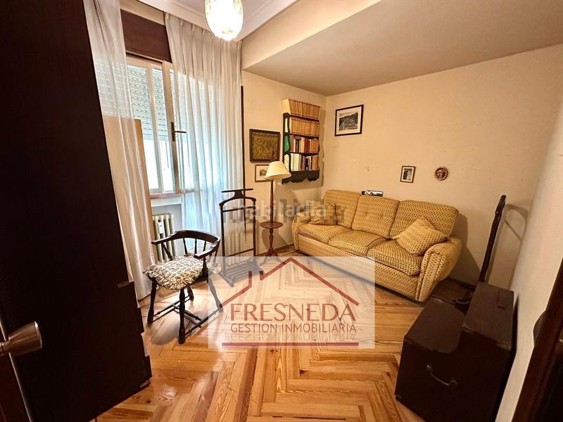 Foto 35adae93-3d29-4a77-98cd-357909af277d. Piso en Plaza de América Oviedo