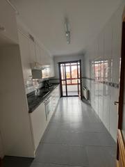 Affitto Piccolo appartamento in N/a. Urbanización la fresneda bonito apartamento