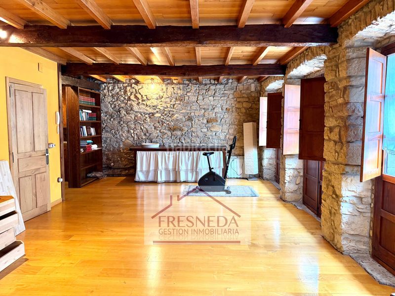 Foto fd01ad12-68ee-4356-9f97-b4513843f733. Edifici a calle sol 6 a Centro Avilés