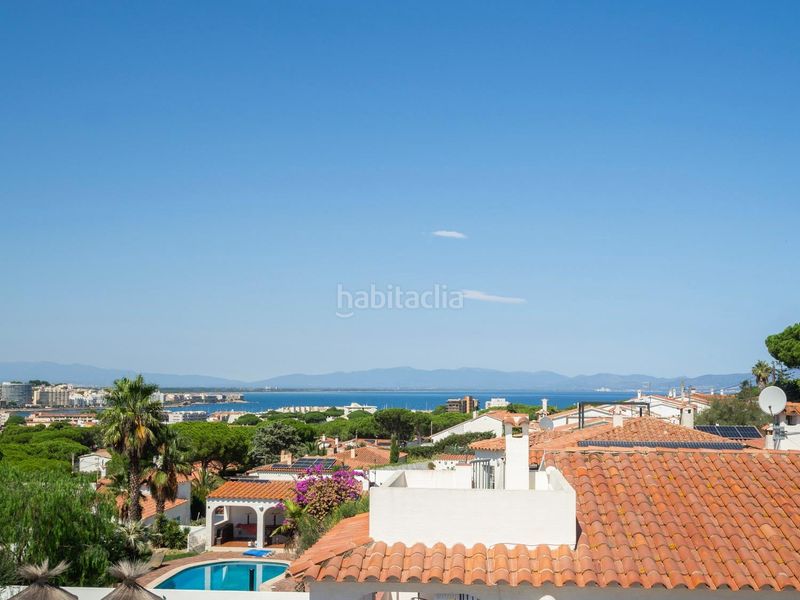 Foto 00da6075-4ba5-41f5-849e-d521ddc4463d. Casa amb calefacció aparcament piscina a Port - La Clota - Puig Sec Escala (L´)
