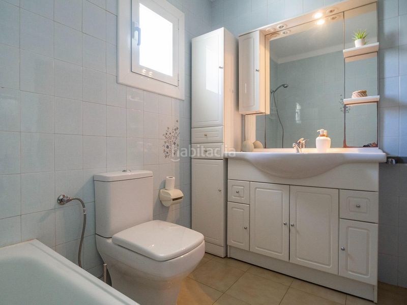 Foto 0350b78e-2d6d-4135-95fc-2b81736450fc. Casa amb calefacció aparcament piscina a Port - La Clota - Puig Sec Escala (L´)