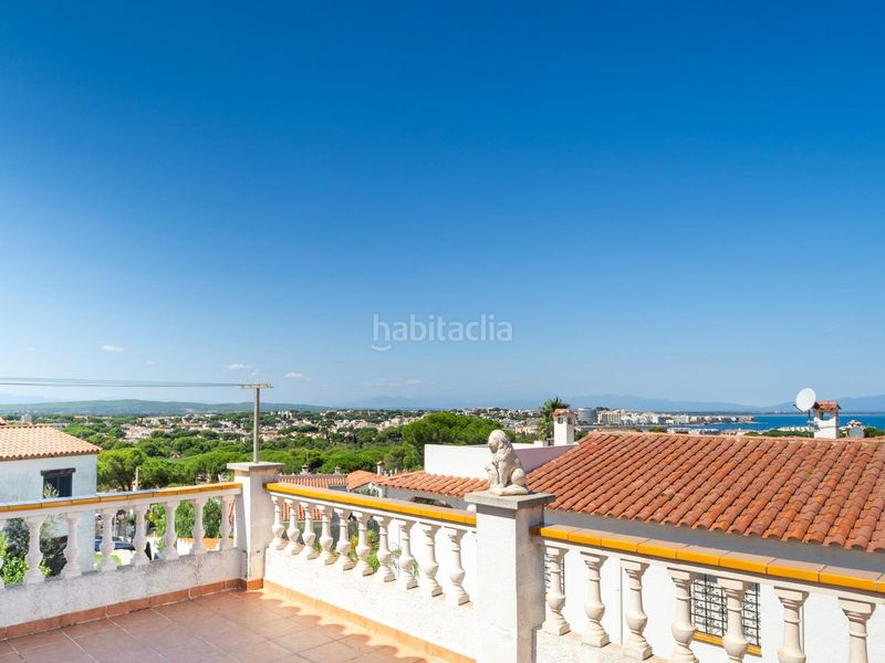 Foto 4ddad306-f296-47a9-9281-fef73f8bc1f5. Casa amb calefacció aparcament piscina a Port - La Clota - Puig Sec Escala (L´)