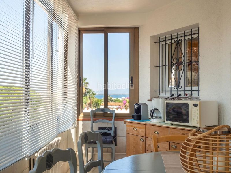 Foto 8189d842-9a05-4cfe-82d9-bd83ed1840a9. Casa amb aparcament piscina a Port - La Clota - Puig Sec Escala (L´)