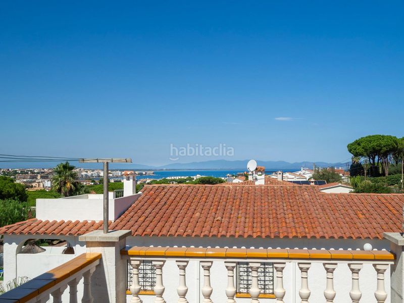 Foto ca860257-bb18-46c0-92eb-fe7fbf552ea4. Casa amb aparcament piscina a Port - La Clota - Puig Sec Escala (L´)