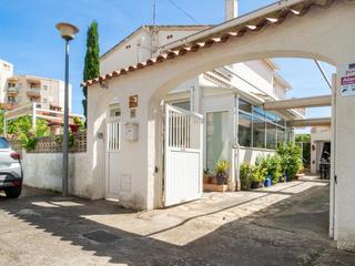 Casa a Riells. Casa individual en excelente estado a 120m de la playa de riells