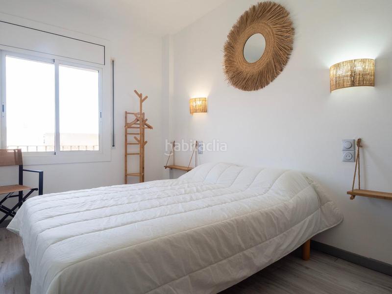 Foto f2c90632-9319-45d5-b960-b9e6402538f0. Apartamento piso con vistas al mar y a pocos pasos de la playa en Escala (L´)